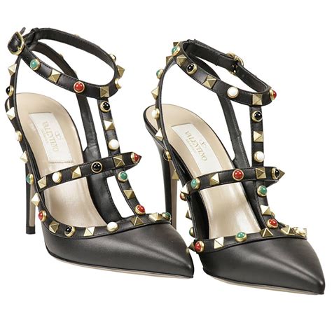 The Global Footprint: How Valentino Shoe Courses are Impacting Fashion Worldwide